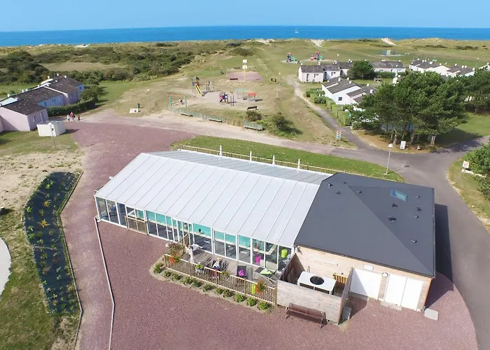 Vvf Cotentin Iles Anglo-normandes 3* ポールバイユ