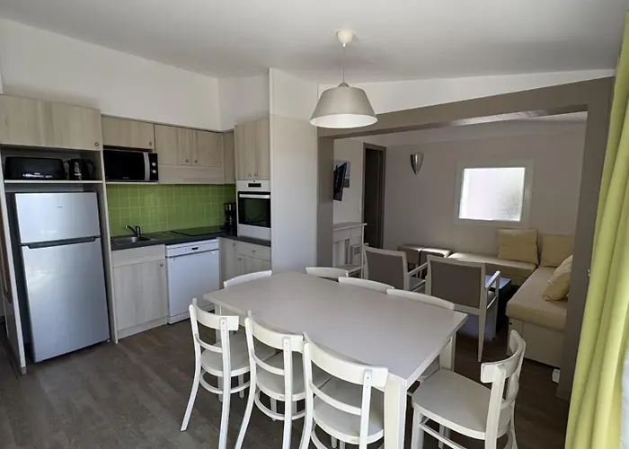 ホリデーパーク Vvf Cotentin Iles Anglo-normandes ポールバイユ